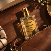 Deo Colônia Signorina Allegra 25ml, produto ambientado